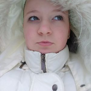 Meet your Posher, Goldie